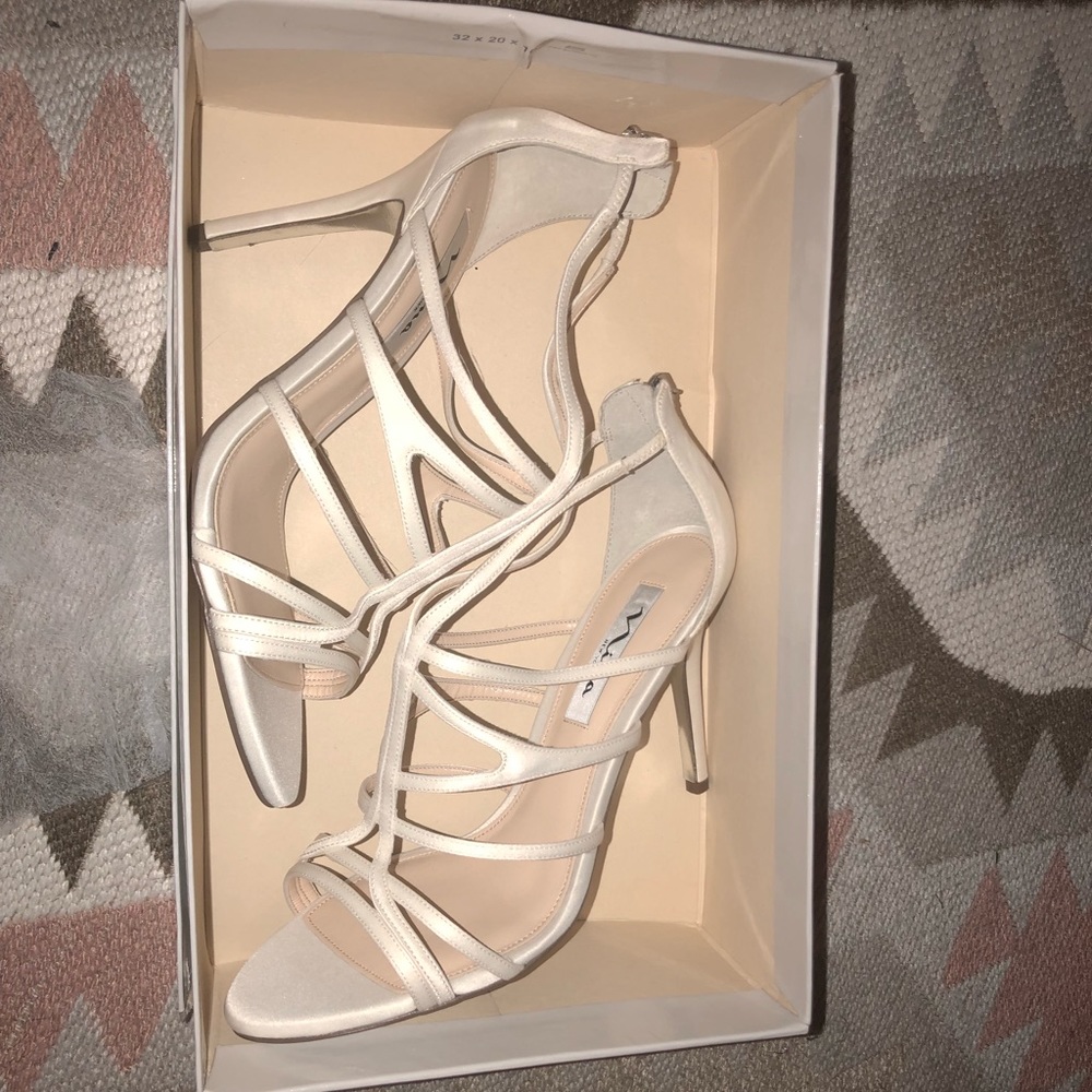Mia Ivory Heels